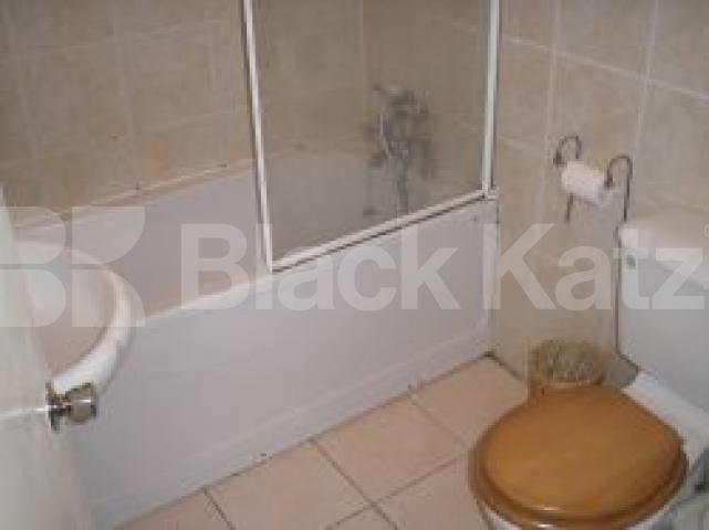 			2 Bedroom, 1 bath, 1 reception Flat			 Brecknock Road, TUFNELL PARK N19